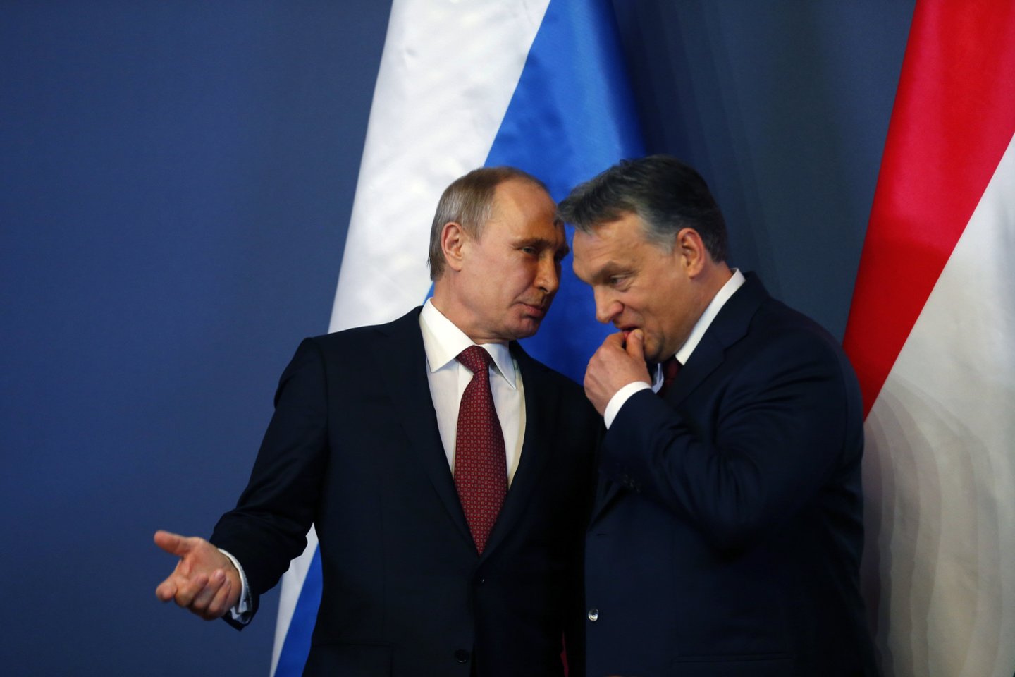 Rusijos prezidentas Vladimiras Putinas pirmadienį pasveikino Vengrijos premjerą Viktorą Orbaną.<br>Reuters/Scanpix asociatyvi nuotr.