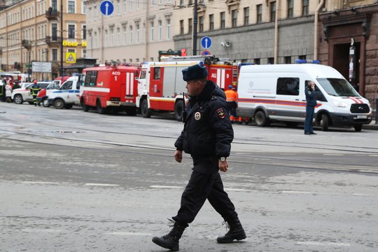 E. Bajarūnas: Rusijos visuomenėje priešiškumas Vakarams išsprogo kaip pūlinys, įtampa yra pasiekusi apogėjų