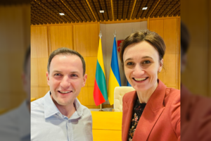 V. Čmilytės-Nielsen visuomeniniu padėjėju tapo ukrainietis iš Visagino