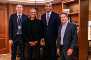 Šiltas susitikimas: A. Karnišovą Čikagoje aplankė buvęs JAV prezidentas B. Obama