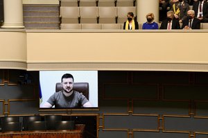 V. Zelenskis ragina paskelbti Rusijai sankcijų kokteilį