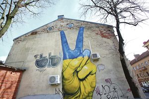 Ukrainiečius kauniečiai palaiko ir gatvės meno kūriniais – kūrėjai pasigenda tik vieno dalyko