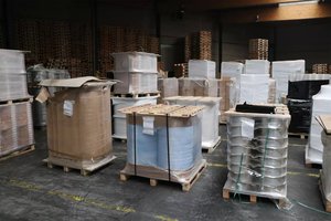 Pernai ES aptikti 74 nelegalūs cigarečių fabrikai, daugiausia – Lenkijoje