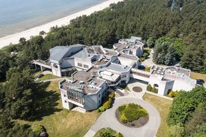 Iš Sovietų Sąjungos komunistinės grietinėlės atstovams skirtos Brežnevo vilos bus išvežti paveikslai