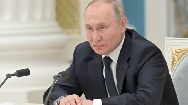 Žvalgybos pareigūnai prognozuoja: V. Putinas gali vėl kištis į JAV rinkimus