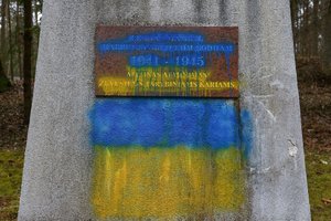 Šiaulių rajone – vandalų išpuolis sovietų karių kapinėse