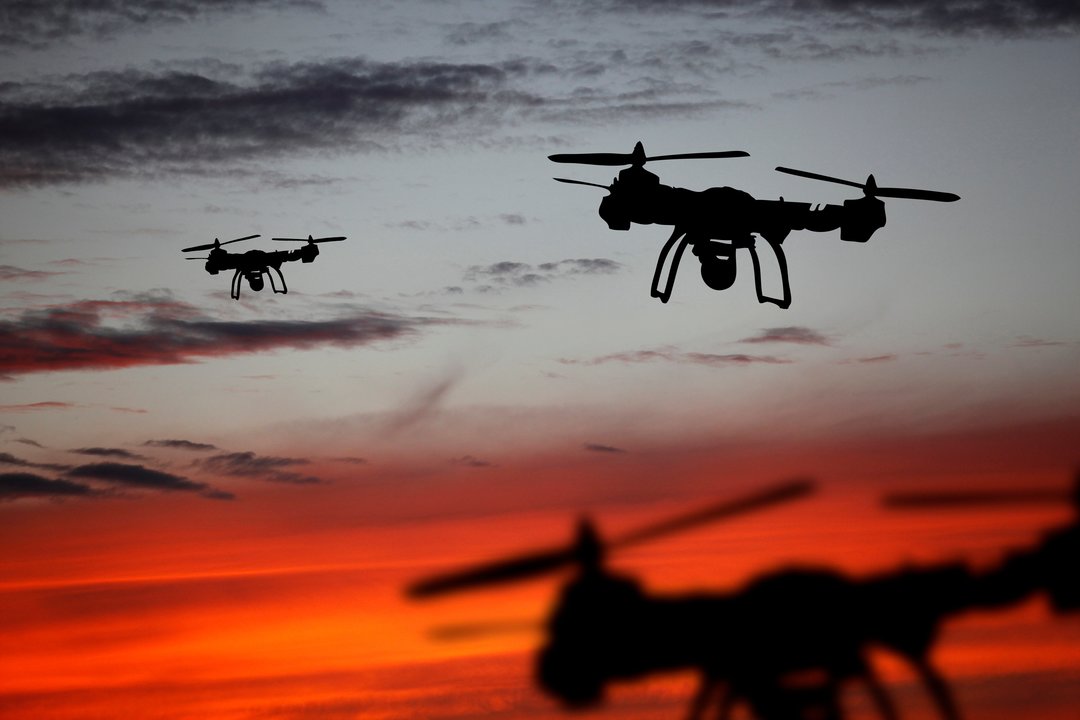 hvordan telefoner, droner og satellittbilder endrer krigsbølgen