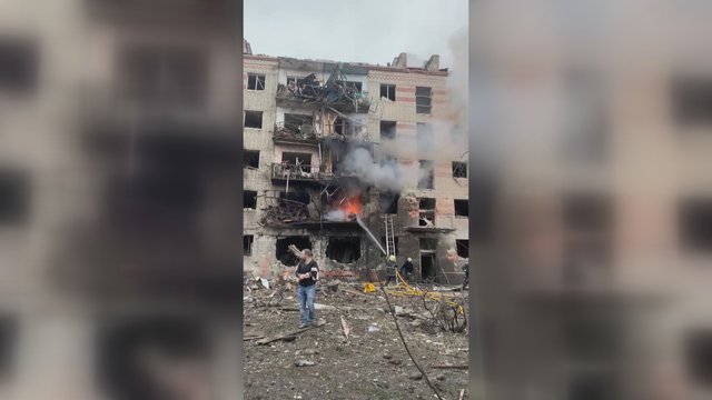„Lietuvos ryto“ žurnalistas pasidalino vaizdais po sprogimo Charkive: raketa pražudė vestuves planavusį ukrainietį