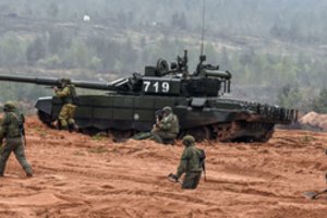 Baltarusijoje žuvo du KGB darbuotojai: pranešama, kad užvažiavo ant rusų paliktos minos