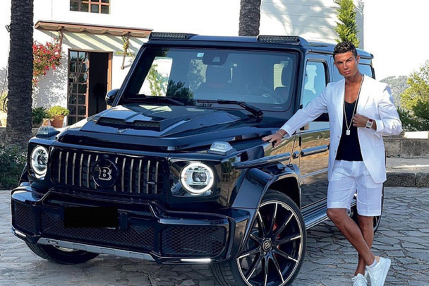 Cristiano Ronaldo aistra – automobiliai.<br> Scanpix ir instagramo nuotr.