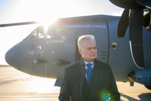 Dėl skubios pagalbos Ukrainai raginęs G. Nausėda įspėjo: reikia peržiūrėti NATO gynybos planus