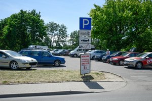 Niūrios žinios vairuotojams – Trakuose už stovėjimo vietą teks susimokėti daugiau