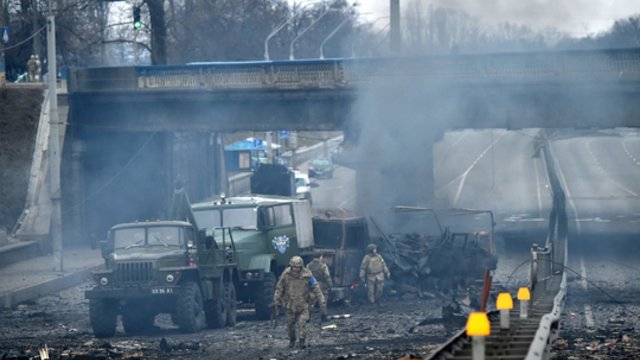 Ukraina pareiškė, kad trečiadienį „pernelyg pavojinga“ atverti humanitarinius koridorius evakuacijai