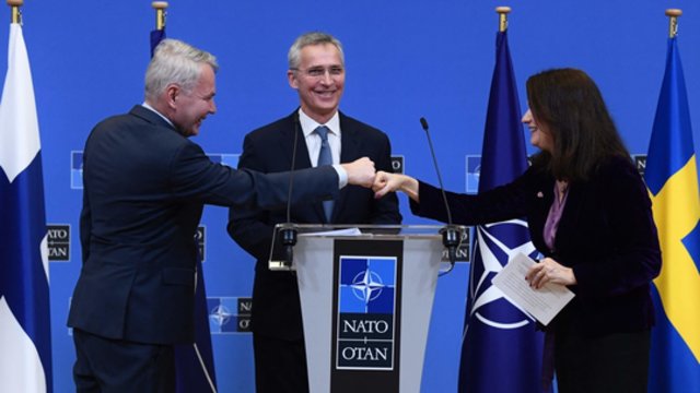 Prasidėjus karui Ukrainoje Suomija sunerimo dėl saugumo: žada artimiausiu metu nuspręsti dėl NATO narystės