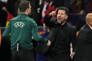Rungtynių metu siautėjęs D. Simeone savo spektaklį tęsė ir po Čempionų lygos dvikovos