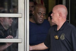 Niujorke sulaikytas šaudynių metro įtariamasis, jis sulauks kaltinimų dėl teroro atakos