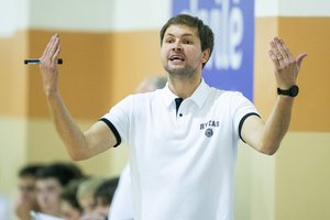 Po Lietuvą keliaujantis „Ryto“ jaunimo programos treneris: „Stengiamės išmokyti vaikus krepšinio naujovių“