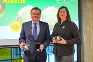 Krepšinio šimtmečiui įamžinti – proginis medalis ir garsiausių pergalių kolekcija