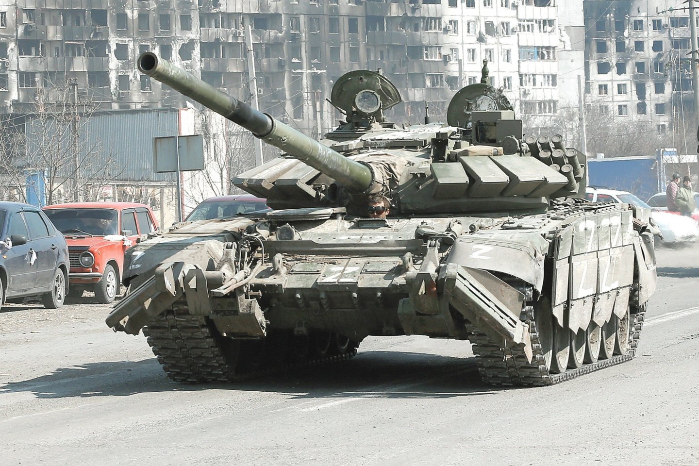 Rusijos pajėgų tankas.<br>„Reuters“/„Scanpix“ nuotr.