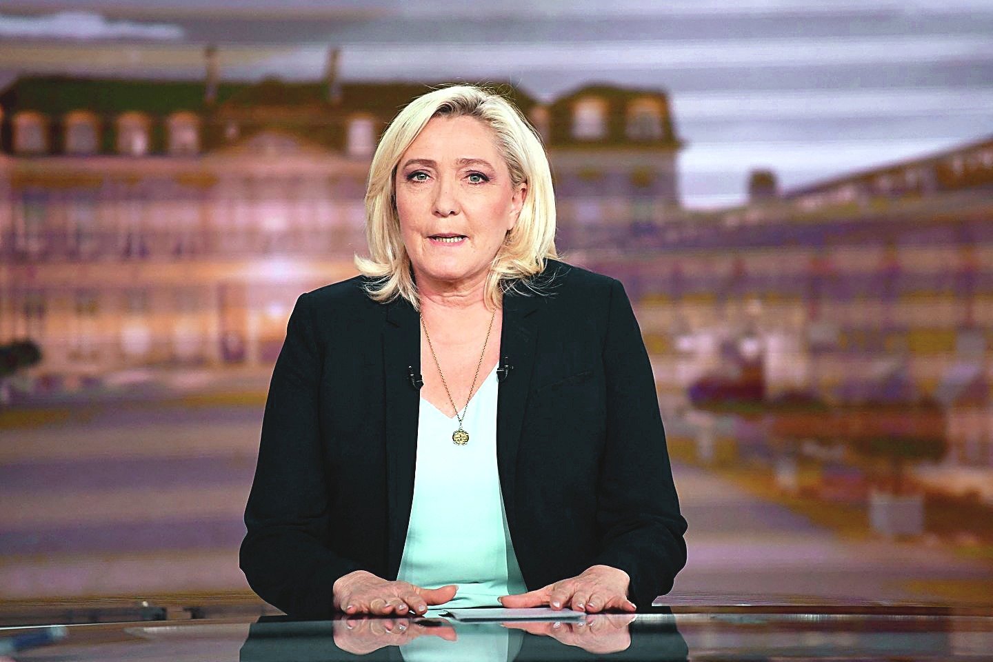 Marine Le Pen – Prancūzijos visuomenės ir politinė veikėja, kraštutinių dešiniųjų lyderė, euroskeptikė.