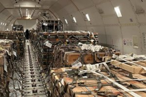 Baltieji rūmai teigia: JAV saugumo pagalbos siuntos į Ukrainą jau atvyko