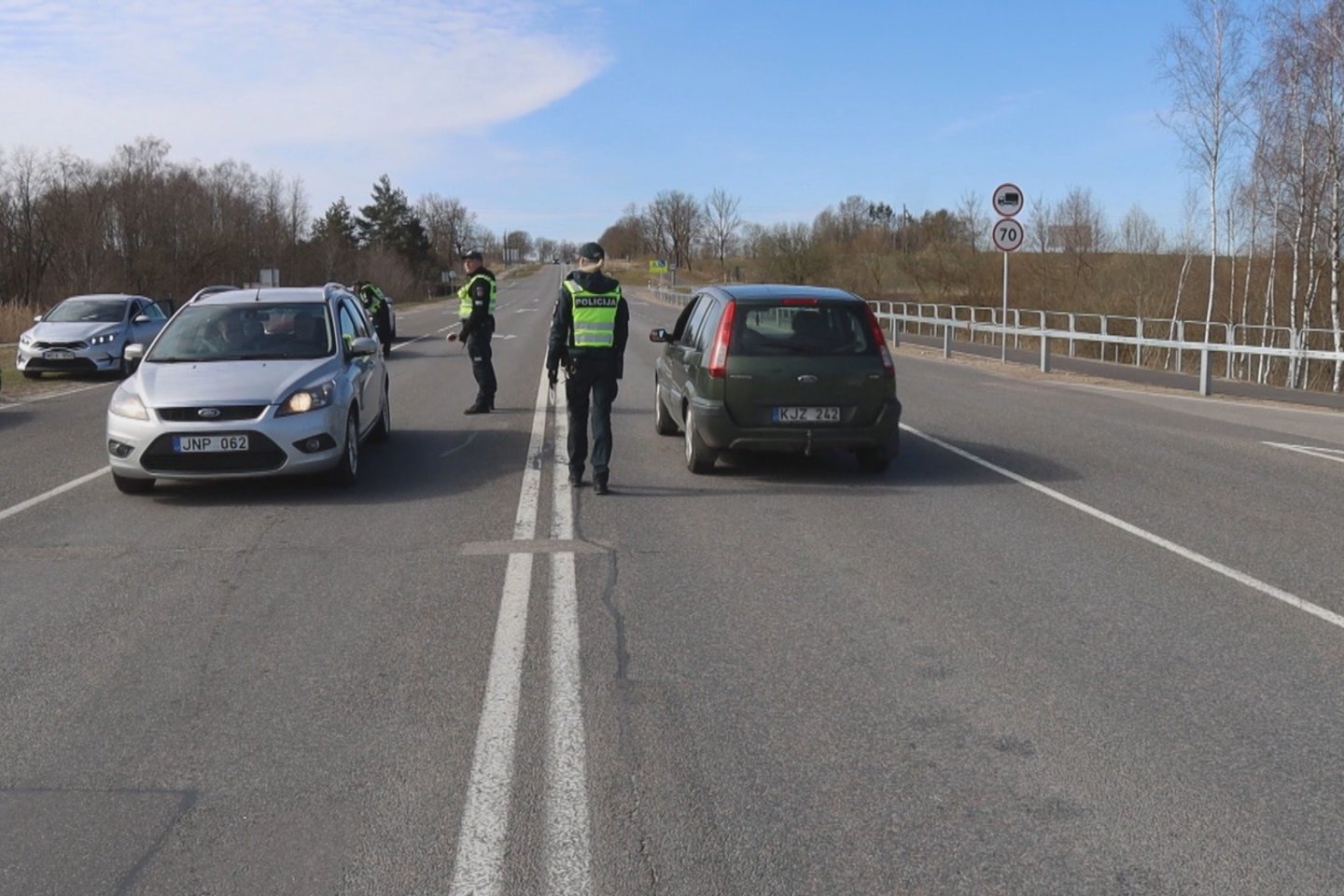 Vilniaus kelių policijos pareigūnai surengė reidą Ukmergės rajone.<br>Stop kadras