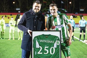 Lietuvis futbolo rinktinės žaidėjas E. Vaitkūnas papasakojo apie kovą dėl vietos po saule ir 8-ojo numerio magiją