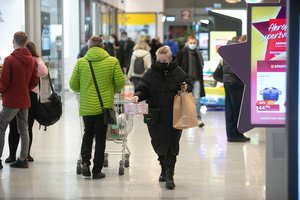 Suskaičiavo, kiek kainavo priemonės dėl COVID-19: didžiulės išlaidos – ne vienintelė bėda