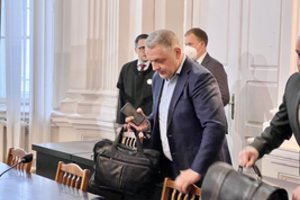 Emocijos po nuosprendžio: E. Masiulis jaučiasi pažeistas, R. Kurlianskis kalbėjo apie tuščią puodą