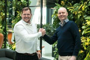 Elektromobilių pardavimo ir bendruomenės startuolis „EVmotors.eu“ pritraukė 750 tūkst. eurų investiciją