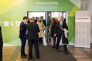 Parodoje RESTA – atsakymai į klausimus, kaip susikurti, įsirengti ir apstatyti namus