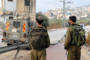 Iš Gazos Ruožo į Izraelį paleista raketa