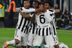 Į Italijos futbolo taurės finalą žengė Turino „Juventus“