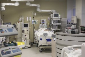 PSO: naujų užsikrėtimo COVID-19 atvejų ir mirčių skaičius praėjusią savaitę toliau mažėjo