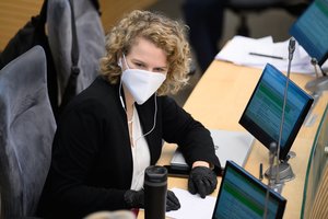 A. Armonaitė: bus kuriama pagalbos priemonė nuo karo Ukrainoje nukentėjusioms įmonėms