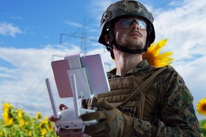 JAV perduos Ukrainai specialius „dronus vaiduoklius“