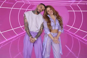 Naujame vaizdo klipe Shakira sumeistravo savo idealų vyrą