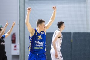 Ant geros bangos esančios „Pieno žvaigždės“ nugalėjo „Lietkabelį“