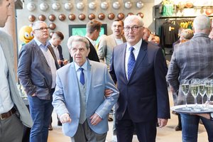 Lietuvos krepšiniui – 100 metų: Krepšinio namuose apdovanoti garsiausi šalies krepšininkai ir treneriai