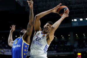 „Real“ uraganas nubloškė „Maccabi“: Madrido klubas per žingsnį nuo finalinio ketverto