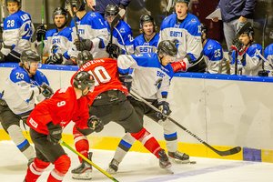 Pirmosios lietuvių rungtynės naujuose Kauno ledo rūmuose baigėsi apmaudžiu pralaimėjimu