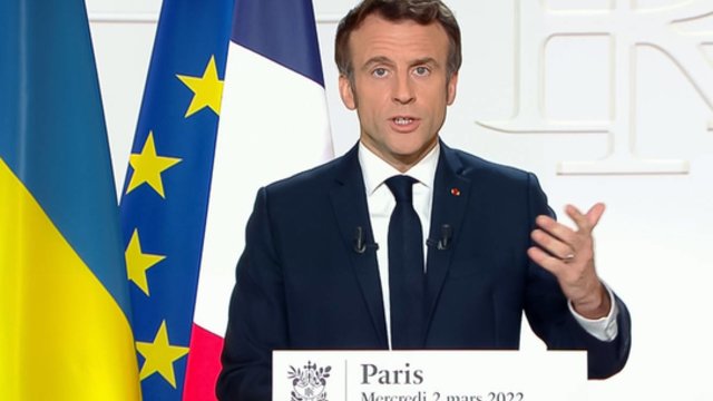 Prancūzijoje – antras prezidento rinkimų turas: rezultatai E. Macrono naudai, tačiau analitikai perspėja