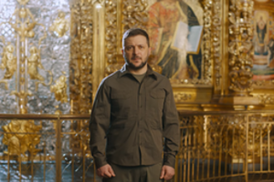 V. Zelenskis pasveikino ukrainiečius su stačiatikių Velykomis: „Tiesa, žmonės ir Viešpats yra su mumis“