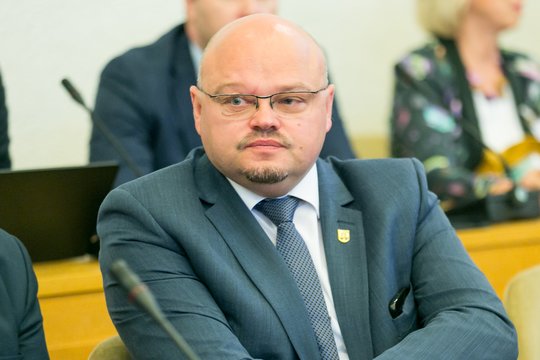 Pakruojis ruošiasi statyti baseiną