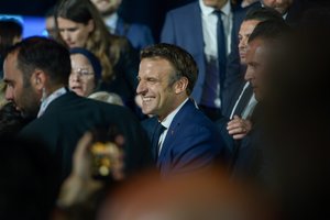 E. Macronas perrinktas Prancūzijos prezidentu: šventė užtikrintą pergalę prieš M. Le Pen 