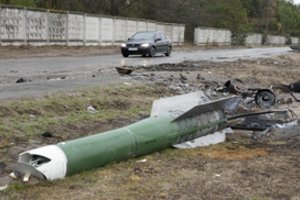 Teigia, kad rusams beliko tik apie trečdalis turėtų tiksliojo nutaikymo raketų