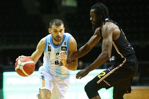 Jonavos klube solidžiai žaidžiantis veteranas L. Kisielius: „Nežiūriu į šį sezoną kaip į paskutinį karjeroje“