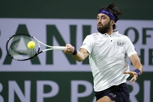 Teniso žvaigždynas kovos turnyruose ant grunto Miunchene ir Estorilyje