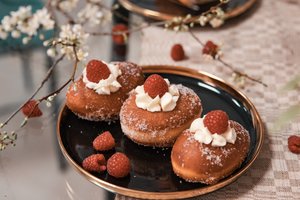 Kaune kepamos itališkos spurgos privilioja būrius smagurių – išsikepkite jų ir jūs