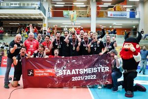 Tinklininkas A. Knašas su klubu švenčia istorinį triumfą Austrijos čempionate